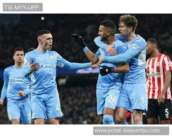 克卢日与特拉维夫的激烈对决揭示足球战术的博弈与激情 克卢日与特拉维夫的激烈对决揭示足球战术的博弈与激情