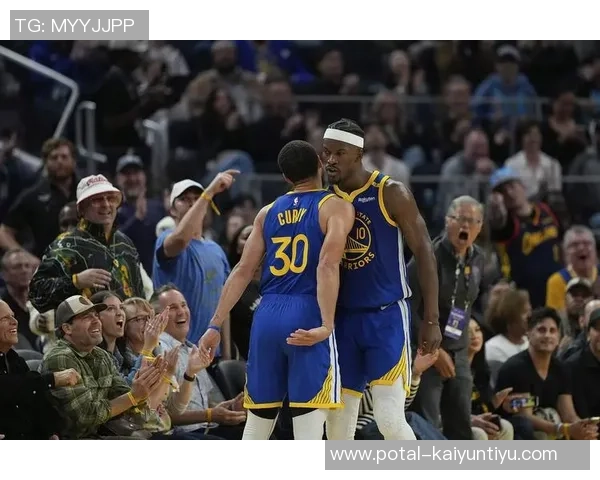 勇士与尼克斯精彩对决全场回放下载链接分享 勇士与尼克斯精彩对决全场回放下载链接分享